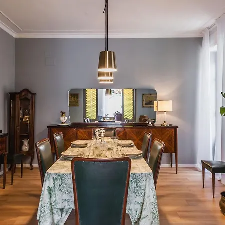 Riva House